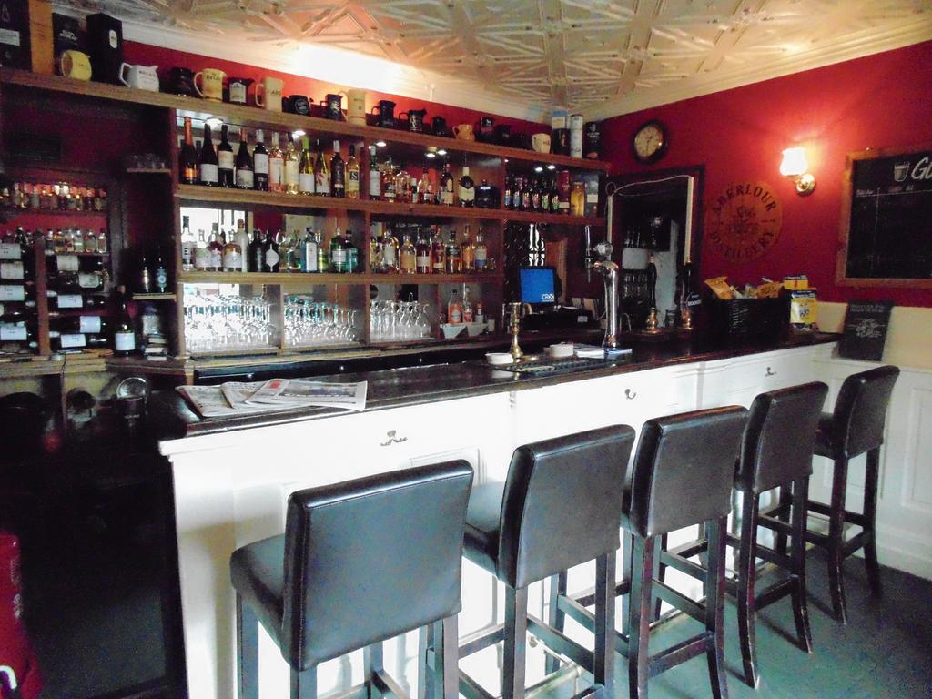 Cedar Inn เอดินบะระ ภายนอก รูปภาพ