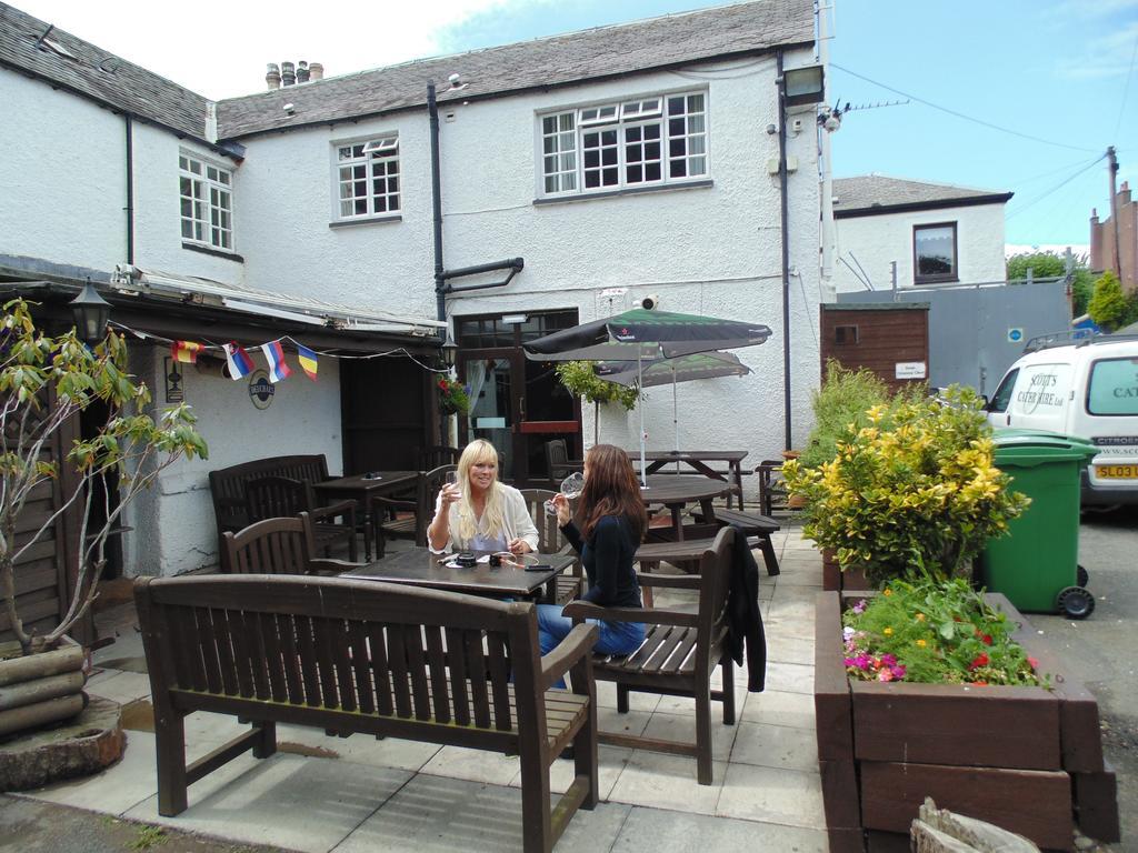 Cedar Inn เอดินบะระ ภายนอก รูปภาพ