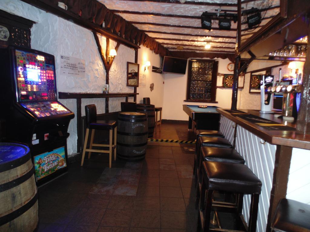 Cedar Inn เอดินบะระ ภายนอก รูปภาพ