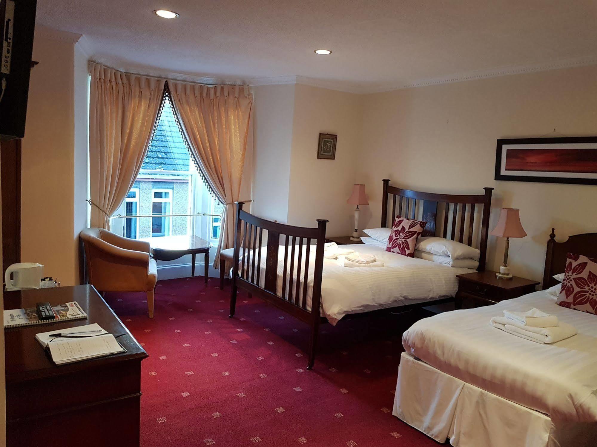 Cedar Inn เอดินบะระ ภายนอก รูปภาพ